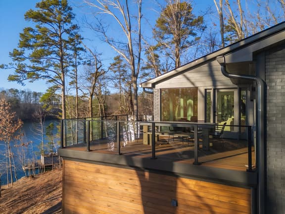 Gatsby Luxury Lake Lanier